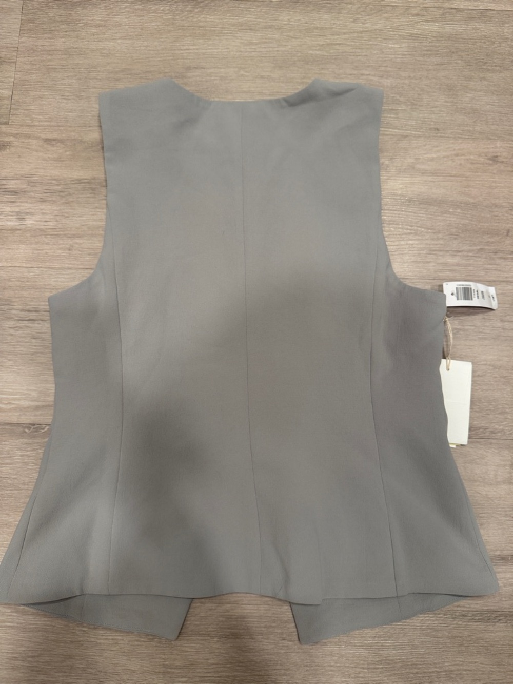 New Aritzia Regal Vest Crepette Grey - Picture 2 of 4